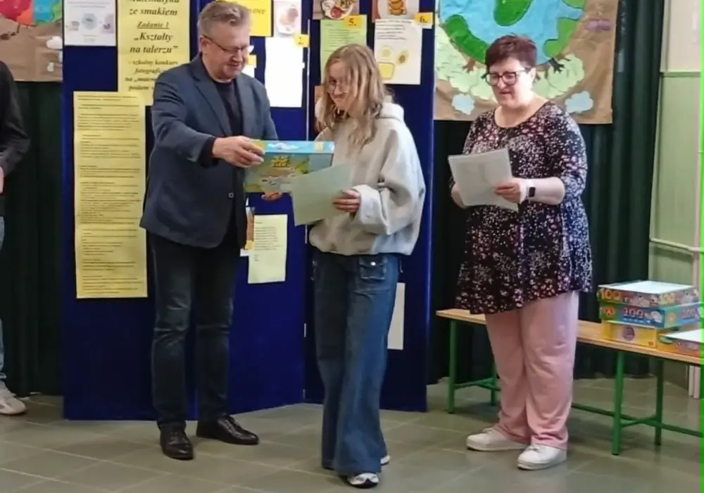 Poetycka warstwa języka w matematyce - Jak ułatwia naukę?
