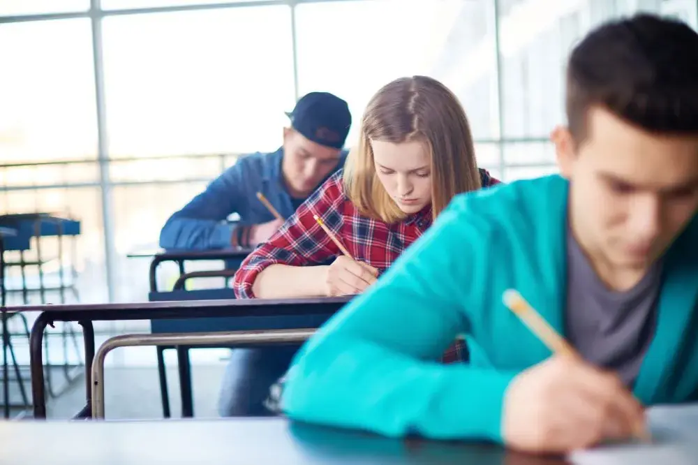Jak się uczyć na medycynie, aby uniknąć stresu przed egzaminami