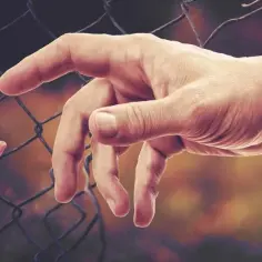 Czy warto pomagać innym? Odkryj prawdziwe korzyści altruizmu
